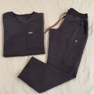 Figs XS PETITE Scrub Set $30
